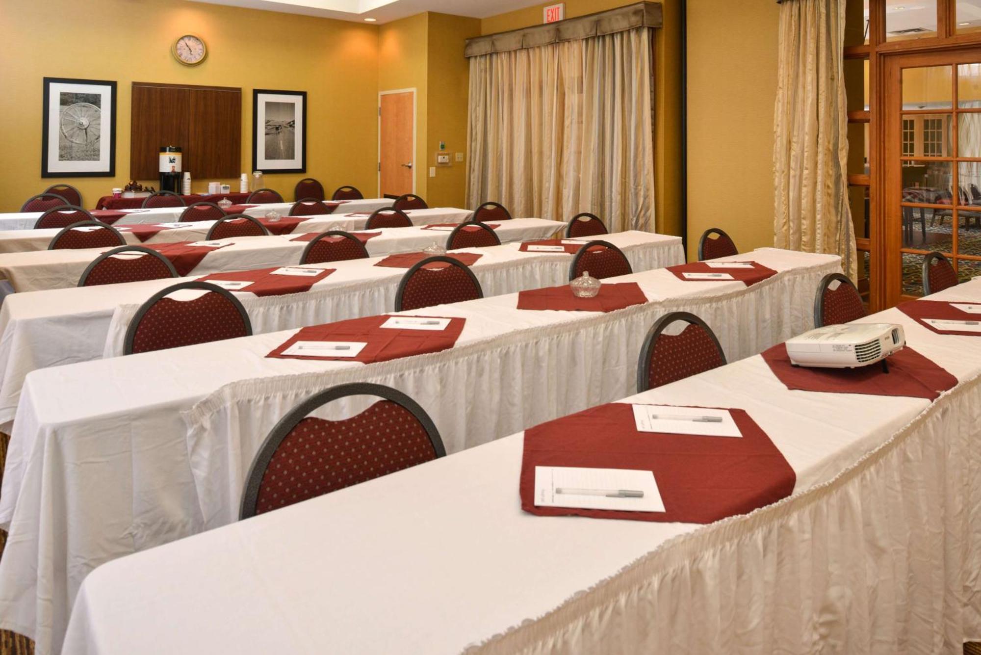 Hampton Inn & Suites Pueblo-Southgate Eksteriør billede