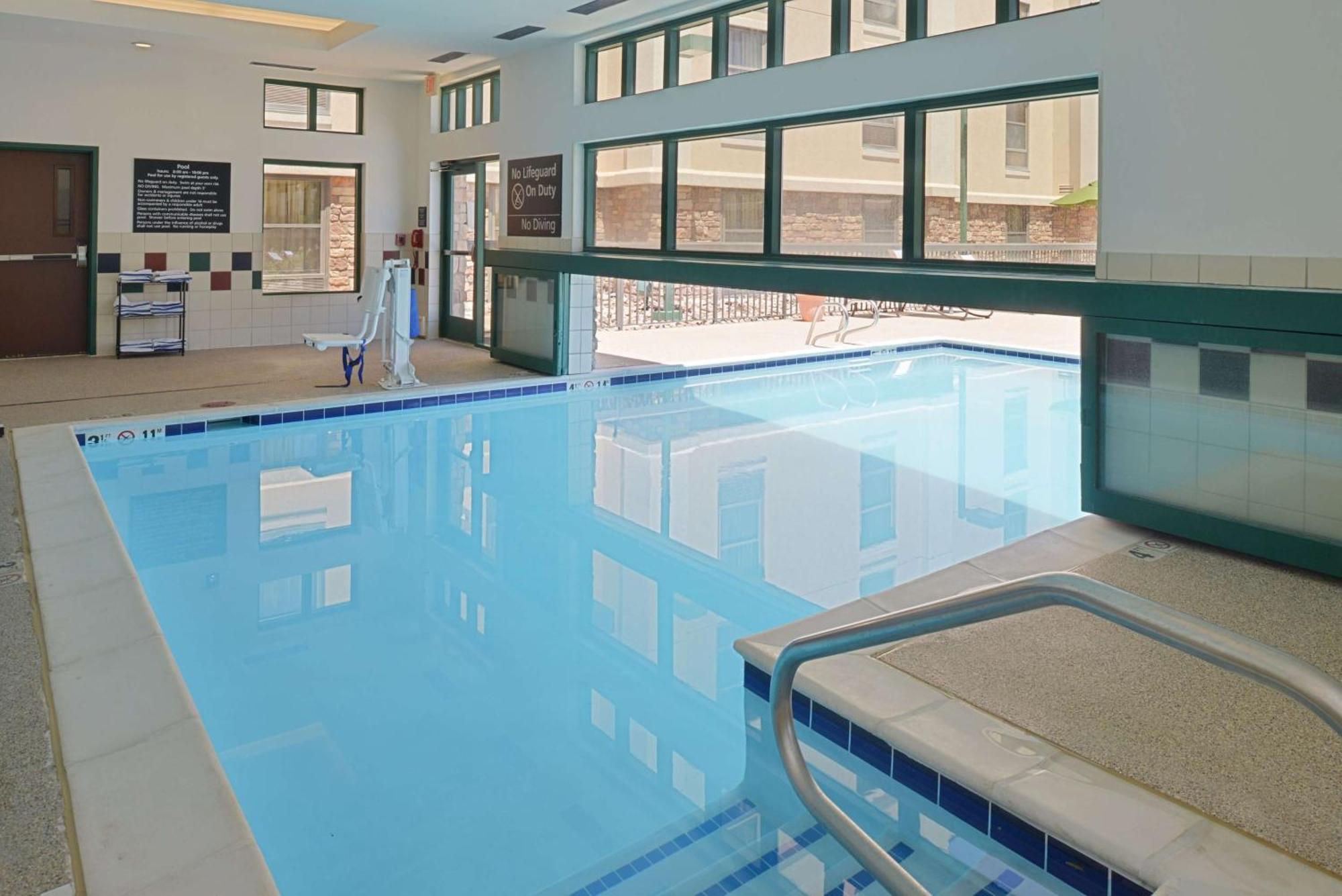 Hampton Inn & Suites Pueblo-Southgate Eksteriør billede