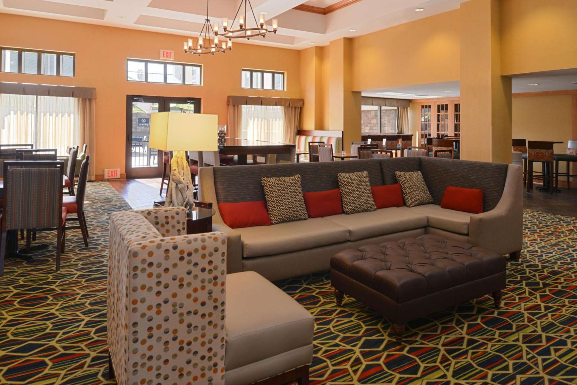 Hampton Inn & Suites Pueblo-Southgate Eksteriør billede