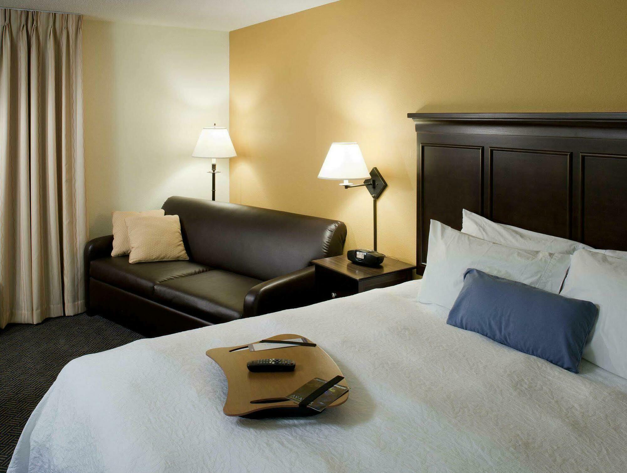 Hampton Inn & Suites Pueblo-Southgate Værelse billede